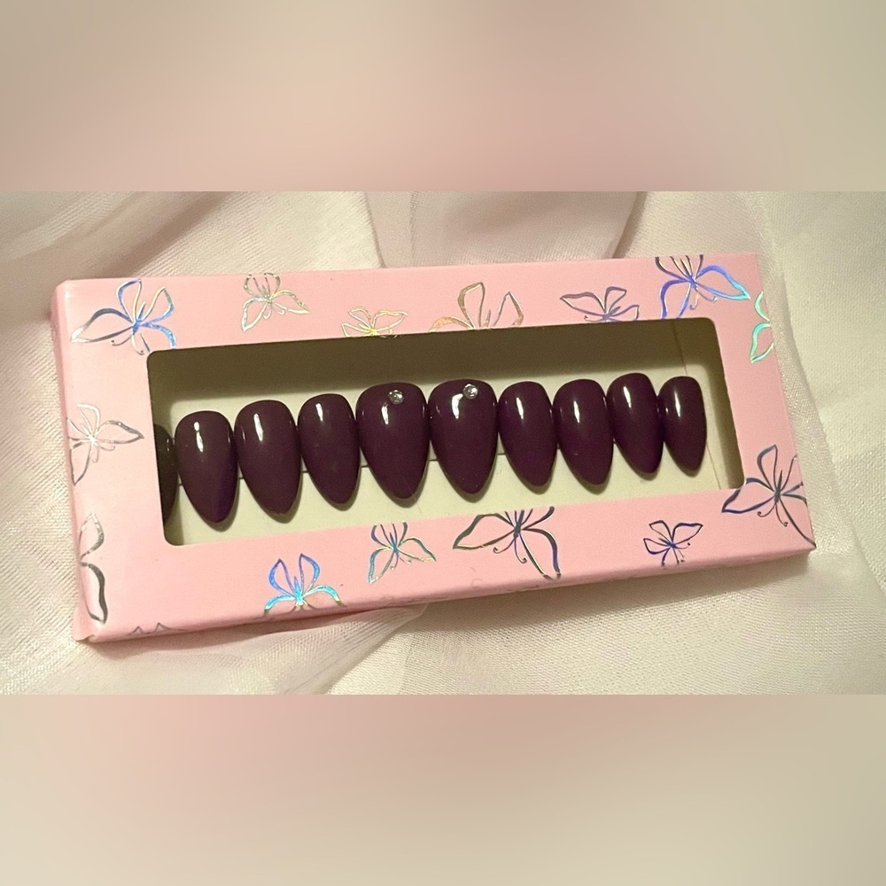 Deep Purple Almond Nail Tips | Hand painted nails | Custom press on nails